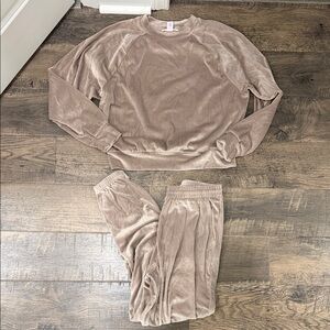 Victoria's Secret Women’s Super Soft Ribbed Comfy Set in Shiny Taupe